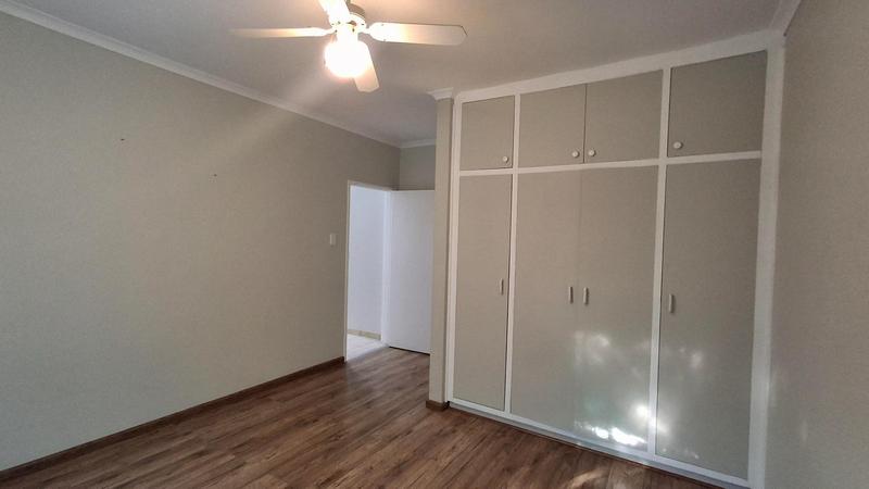 To Let 3 Bedroom Property for Rent in Table View Western Cape